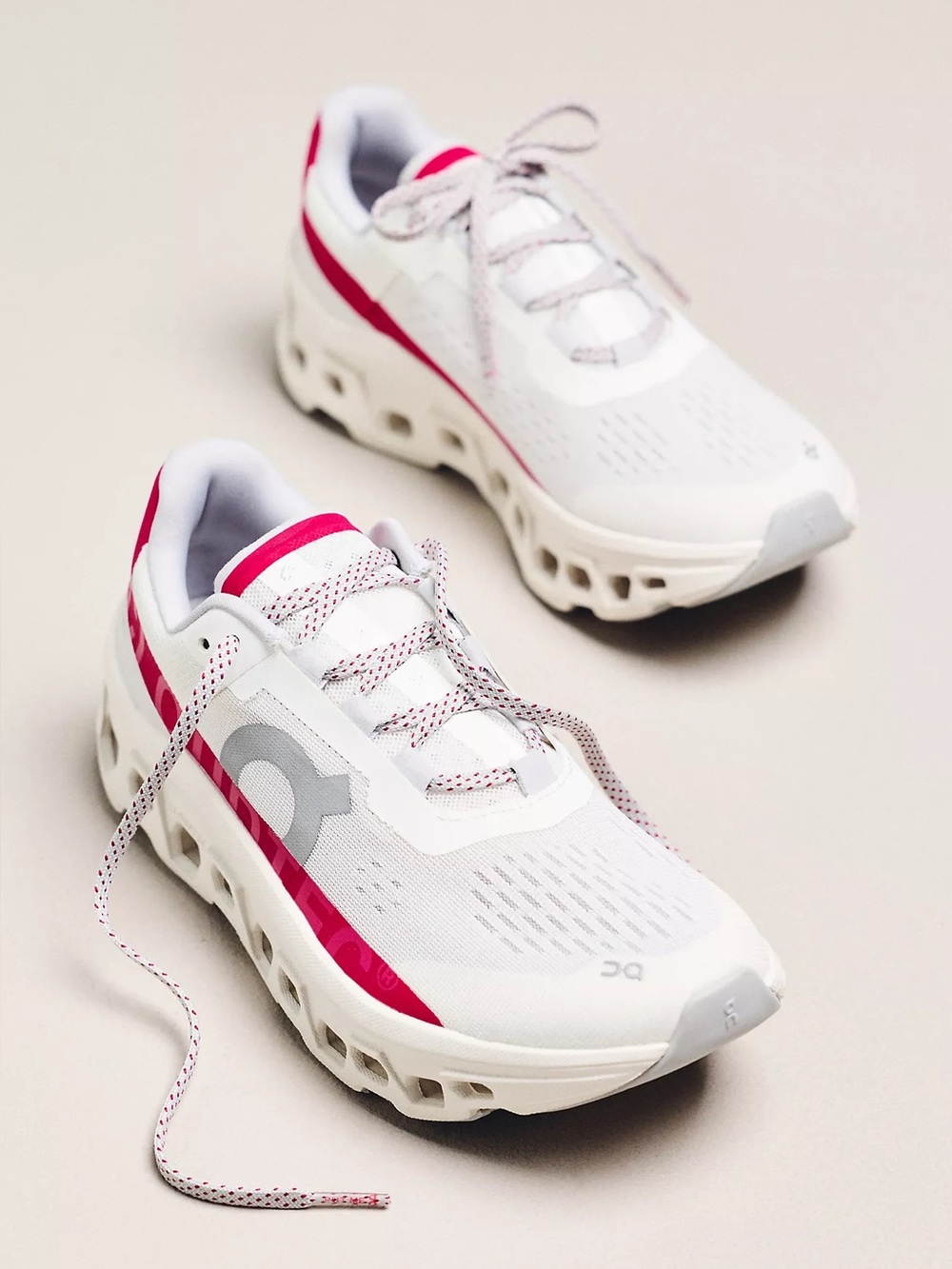 On Cloudmonster Sneakers